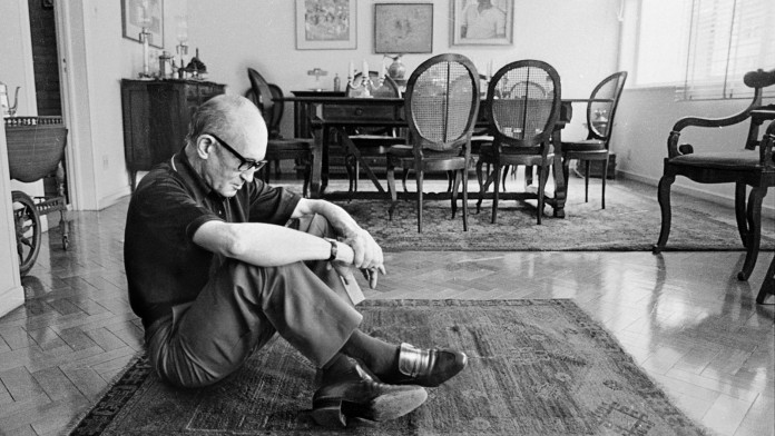 Receita de ano novo- Carlos Drummond de Andrade