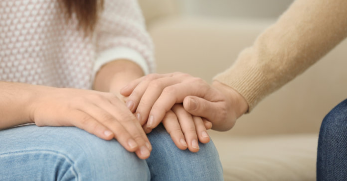 7 informações vitais sobre o que fazer se você conhece alguém que tem depressão