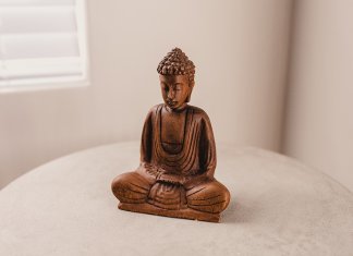 O nobre caminho óctuplo para enfrentar o sofrimento, segundo o Budismo