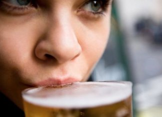 A cerveja é melhor que o leite para os ossos das mulheres, segundo estudo