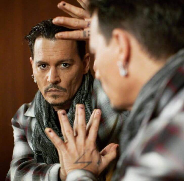 contioutra.com - Johnny Depp reaparece : aos 55 anos, ele ainda é totalmente irresistível