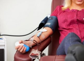 Na Suécia, doadores de sangue recebem uma mensagem para saber quando salvaram uma vida