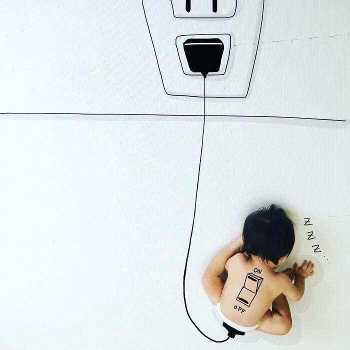 asomadetodosafetos.com - Pai japonês desenha cenários incríveis nas fotos de seus filhos