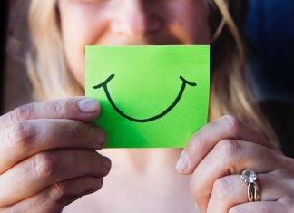 Depressão sorridente: é possível ficar deprimido enquanto você está feliz