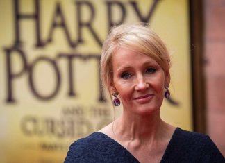 J.K. Rowling não está mais na lista dos maiores bilionários. O motivo? A caridade!
