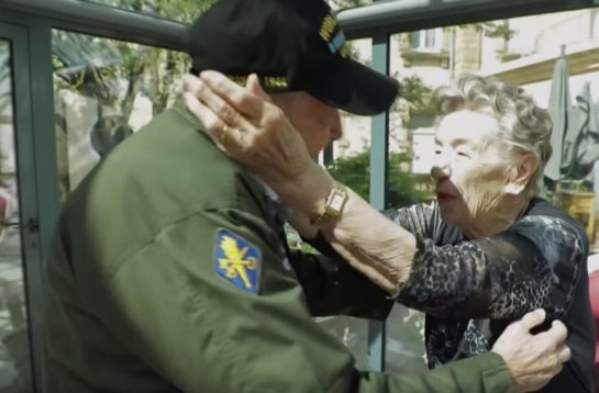 asomadetodosafetos.com - Veterano da Segunda Guerra reencontra amor da sua vida após 75 anos