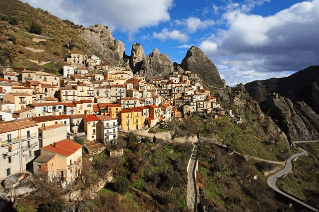asomadetodosafetos.com - Itália paga R$ 3 mil para quem quiser se mudar para algumas de suas cidades
