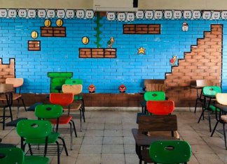 Professor transforma sala de aula em cenário do jogo Super Mario Bros