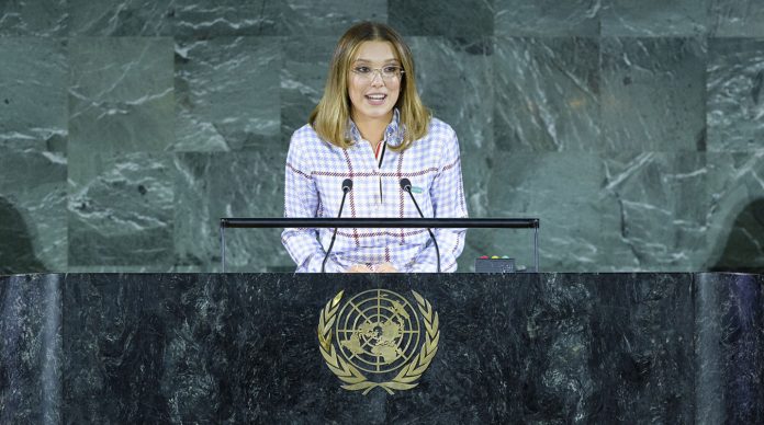 De Stranger Things para a ONU: Millie Bobby Brown é aplaudida em discurso contra o cyberbullying