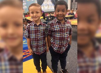 Inocência e igualdade: amigos se vestem iguais e se dizem “gêmeos” por um dia