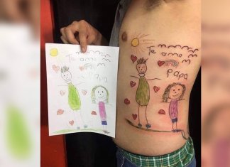 Pai tatua último desenho que ganhou da filha antes dela falecer. Ela ficará com ele pra sempre