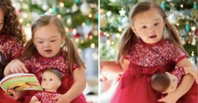 Menina com síndrome de Down vira modelo em campanha de brinquedos