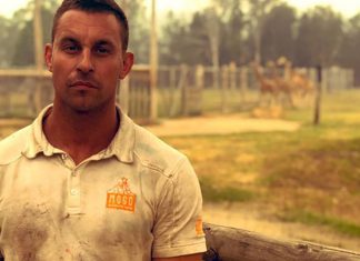 Diretor de Zoo salva animais de incêndios na Austrália levando-os pra própria casa