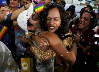 Índia descriminaliza a homossexualidade após 157 anos