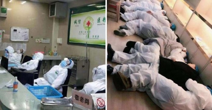 Médicos chineses aparecem exaustos no chão do hospital. Uma luta diária contra o coronavírus