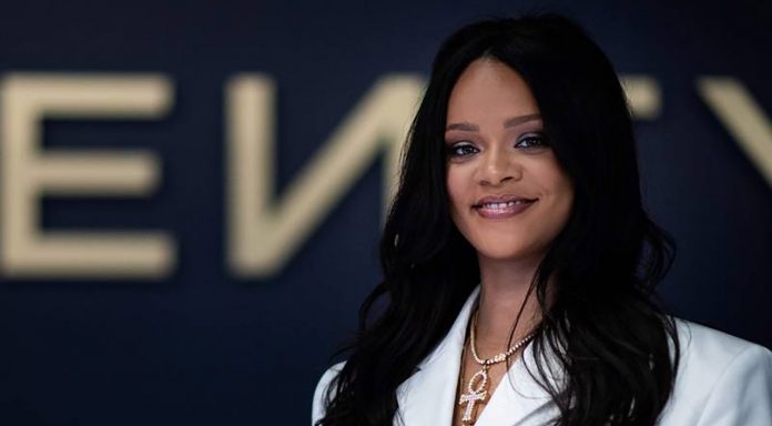 Rihanna faz doação de 5 milhões de dólares para ajudar no combate ao novo coronavírus