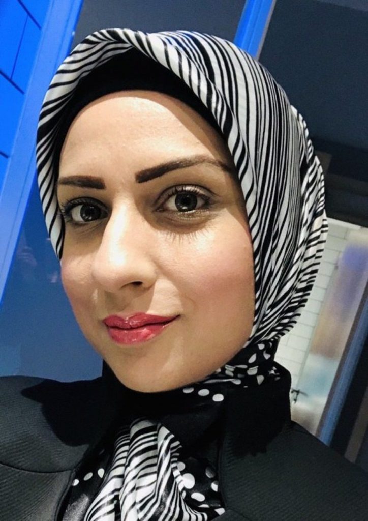 asomadetodosafetos.com - Ela se tornou a primeira muçulmana de hijab a ser juíza no Reino Unido. Queremos mais diversidade!