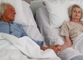 Após 62 anos juntos, casal de idosos se despede dando as mãos em foto emocionante