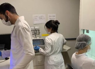 Brasileiros desenvolvem teste pra Covid que é mais eficiente e barato do que o PCR