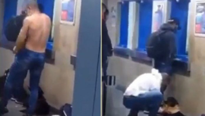 Homem vê cão com frio na estação de metrô e tira a própria camisa para aquecer animal: vídeo