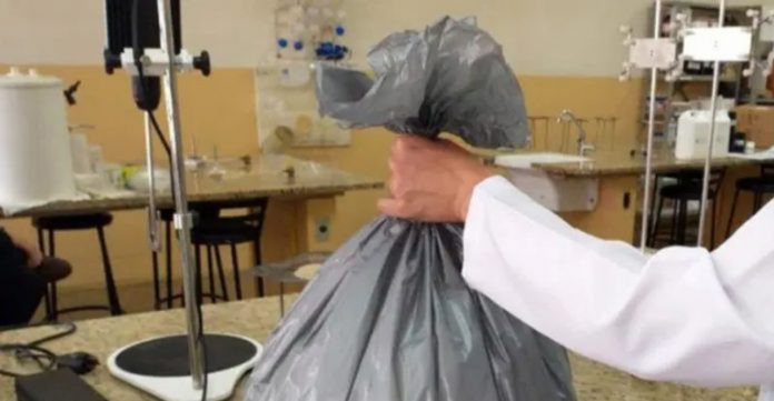 Unicamp testa e aprova saco de lixo capaz de eliminar coronavírus e semelhantes