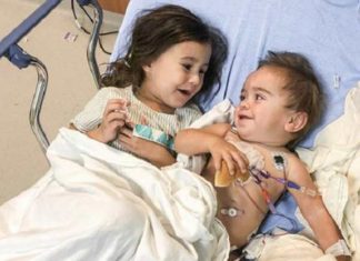 Para salvar irmão caçula, menina de 4 anos doa medula óssea