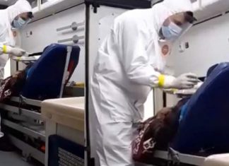 Bombeiro dá sua própria comida para idoso que estava há 6 horas em ambulância: lição de vida