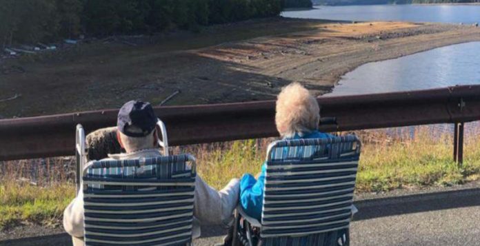 Aos 94 anos, casal encontra o amor de uma vida durante a pandemia