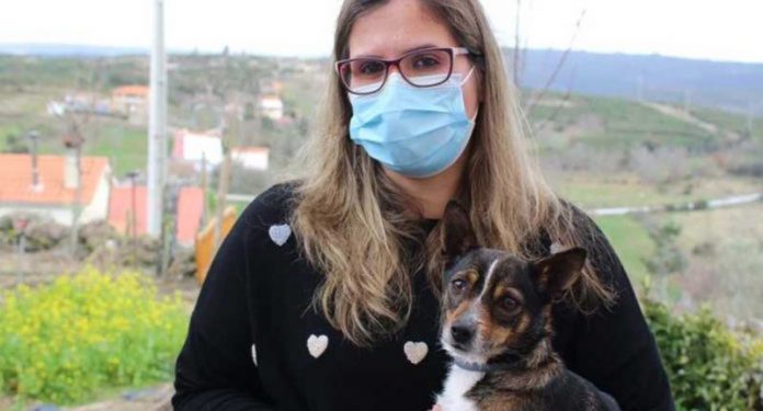 Cadela salva uma família inteira de morrer intoxicada por vazamento de gás