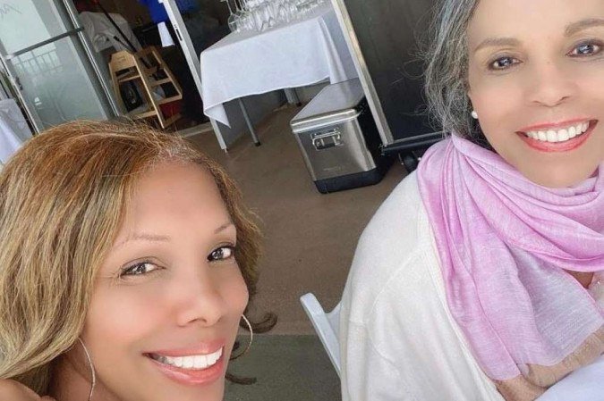 asomadetodosafetos.com - Filha reencontra mãe após 50 anos e descobre que era a atriz de seu programa de TV favorito