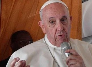 ‘Alguns me querem morto’, diz papa Francisco após cirurgia e internação
