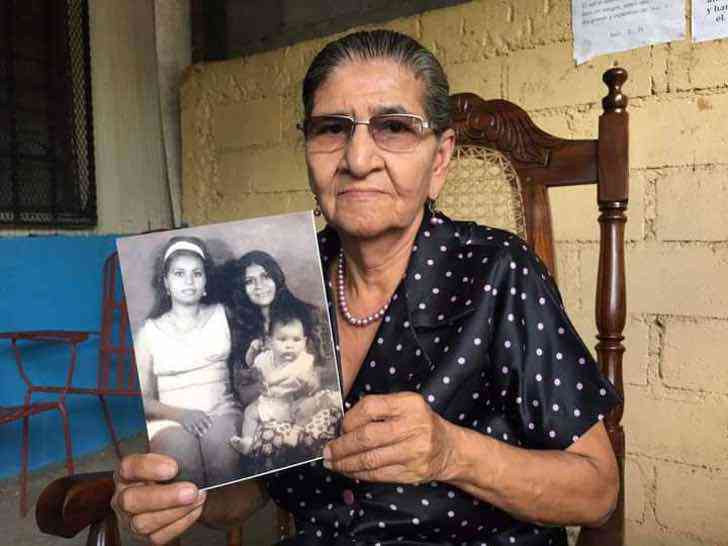 asomadetodosafetos.com - Mãe procura filha roubada da própria casa há 50 anos: "Quero encontrá-la"