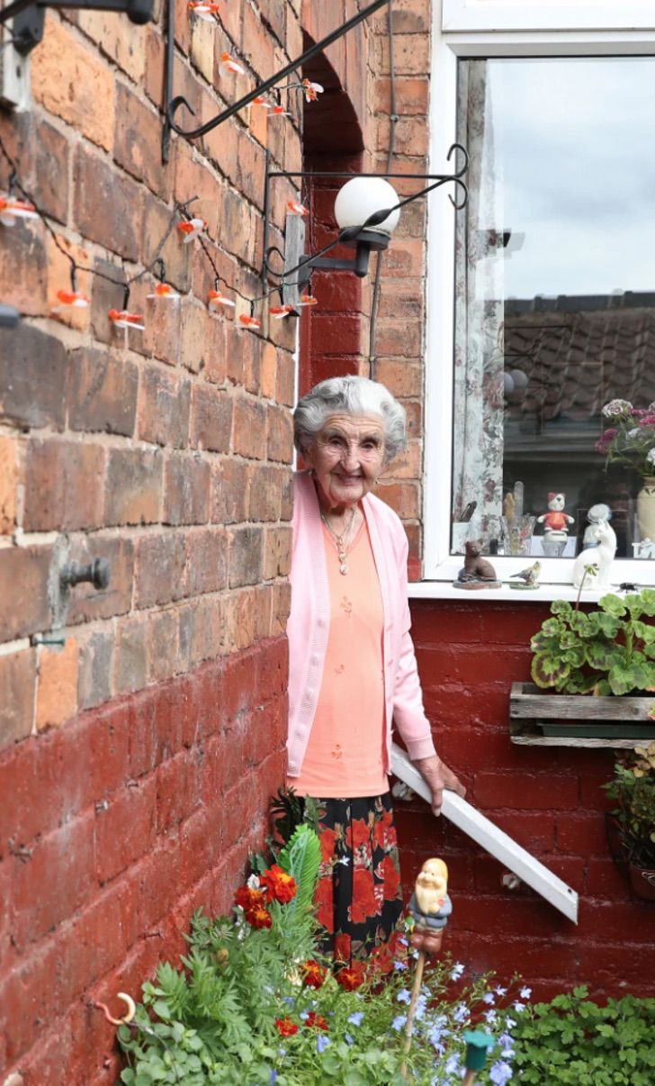 asomadetodosafetos.com - Vovó de 104 anos vive até hoje na casa onde nasceu: "Não teria sido feliz em outro lugar"