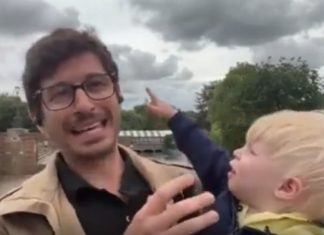 Repórter viraliza depois de entrar ao vivo com filho no colo: “Pai de verdade”