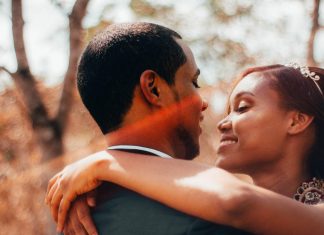Em conversa com a Betway, neurocirurgiã explica diferença entre a saúde mental dos solteiros e dos comprometidos
