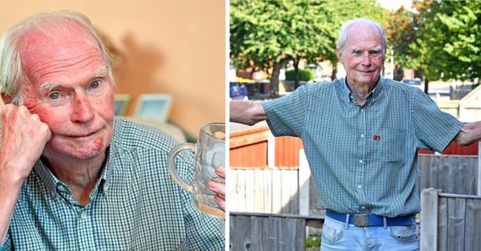 Homem de 76 anos é impedido de entrar em bar por ser ‘velho demais para beber’: “Chocado”
