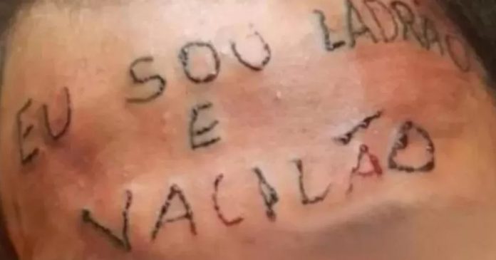 Rapaz que teve a testa tatuada com ‘sou ladrão e vacilão’ é preso em SP