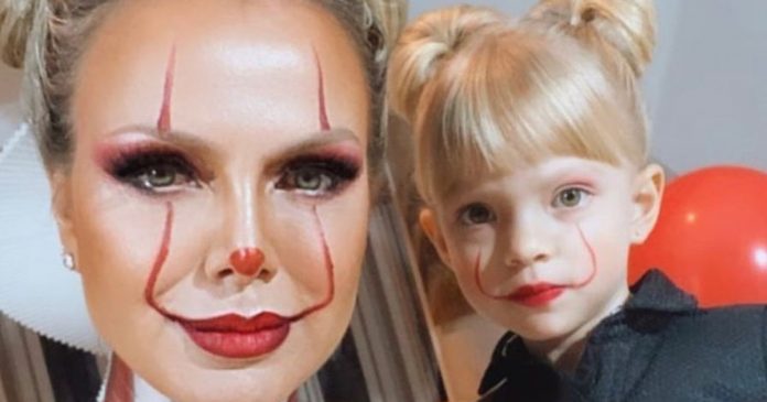 Eliana é criticada depois de fantasiar sua filha para o Halloween: “Reveja seus princípios”