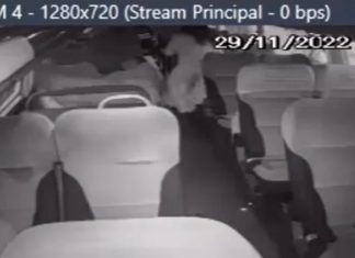 Câmeras de segurança mostram momento que jovem é atacada por desconhecida em ônibus