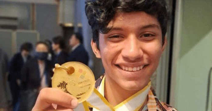Jovem cearense conquista ouro na maior olimpíada de matemática no Japão: “Sonho realizado”