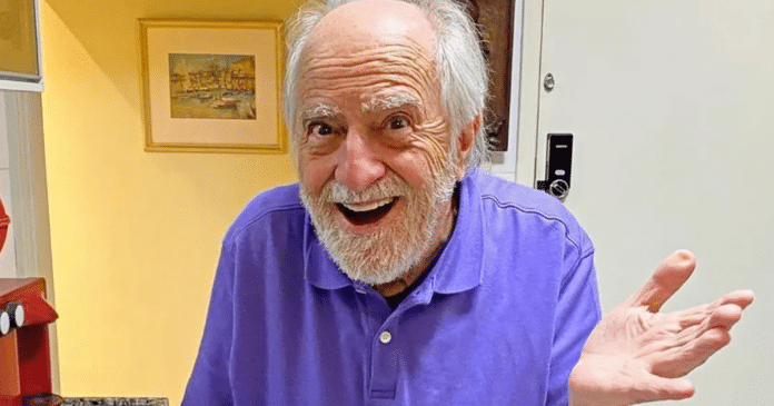 Aos 90 anos, Ary Fontoura emociona ao falar sobre a vida em vídeo: “O que é a vida para você?”