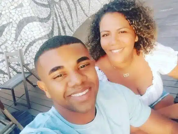 asomadetodosafetos.com - Davi Brito do BBB 24 gera polêmica ao mudar postura com esposa após ganhar o programa