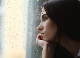 Antes de se relacionar com alguém, você tem que conseguir ter um ótimo relacionamento com você mesmo