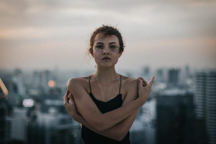 “Se não formos gentis uns com os outros como é que vamos ser gentis com o desespero que mora em nós mesmos?”